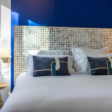 1er Hotel 3*