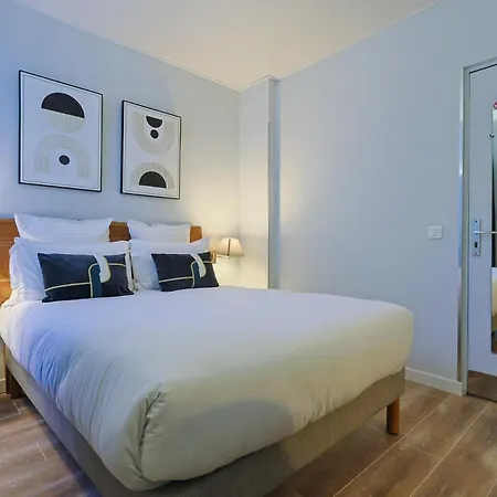 1er Hotel 3*