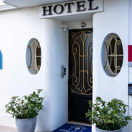 1er Hotel 3*