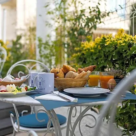 Hotel 1er Cannes