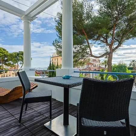 1er 3* Cannes