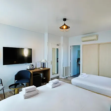 1er Hotel 3*